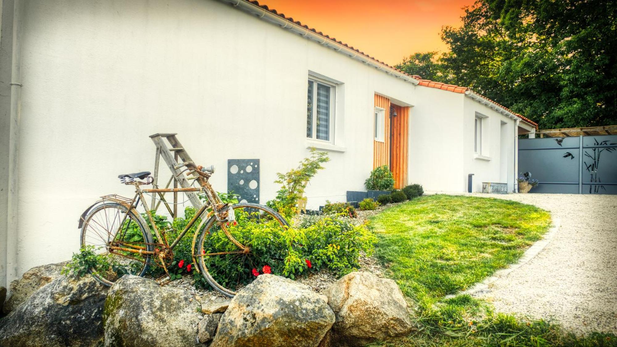 Domaine Du Souvenir Villa Saint-Paul-en-Pareds Exterior foto